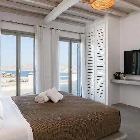 Nerovino Mykonos * אורנוס